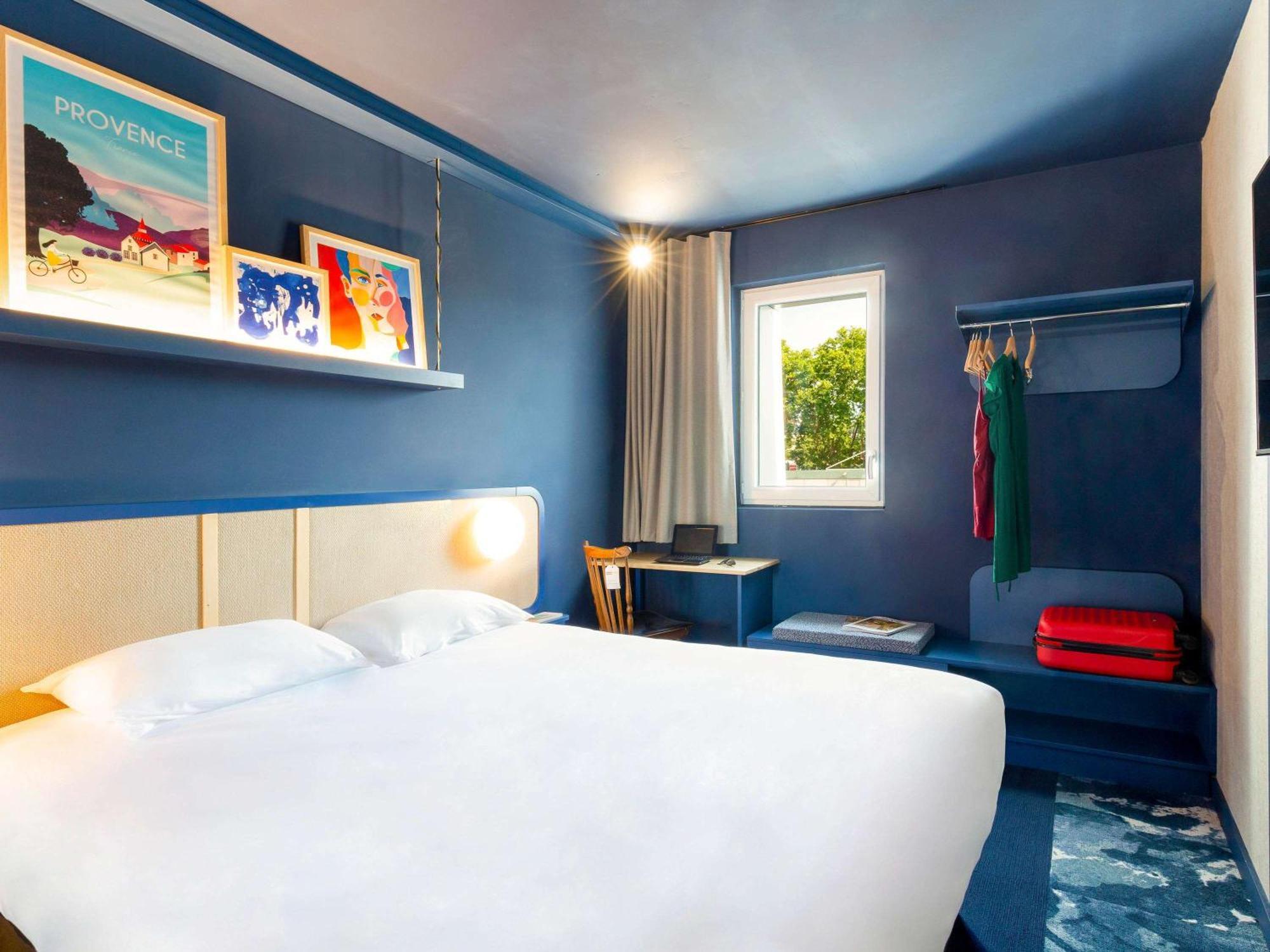 Greet Hotel Salon De Provence Buitenkant foto